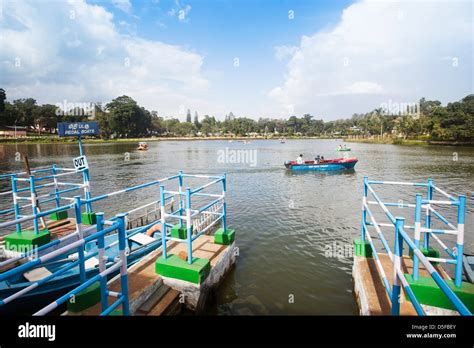 People boating in the Yercaud Lake, Yercaud, Tamil Nadu, India Stock ...