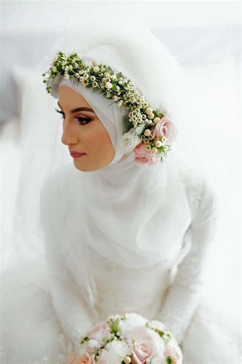 Beautiful Bride Hijabi Wedding Hijabi Brides Muslimah Wedding Dress