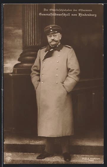 Ak Generalfeldmarschall Paul Von Hindenburg In Uniform