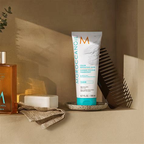 Moroccanoil High Shine Gloss Color Depositing Mask Clear Skin Love