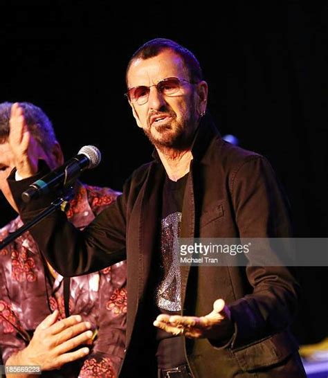 Ringo Starr All Star Band In Concert Photos And Premium High Res