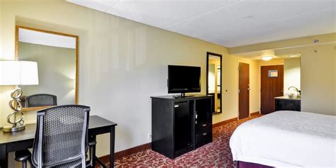 Hampton Inn & Suites Memphis-Shady Grove Road (Memphis, TN): What to Know BEFORE You Bring Your ...