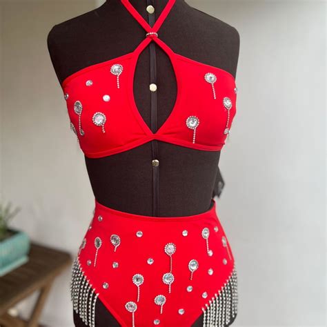 Conjunto Hot Pant E Top Bordado Para Carnaval Elo7