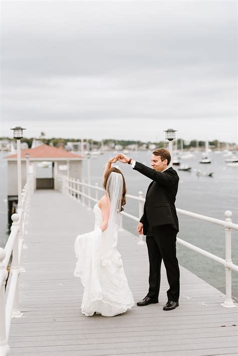 Eastern Yacht Club Wedding - Annmarie Swift Photography