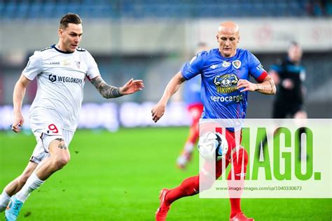 Gliwice Pilka Nozna Pko Ekstraklasa Sezon Piast