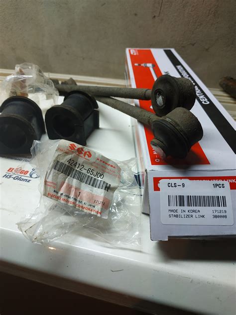 Переобулся а зиму …заодно и поменял тяги стабилизатора и резинки ...