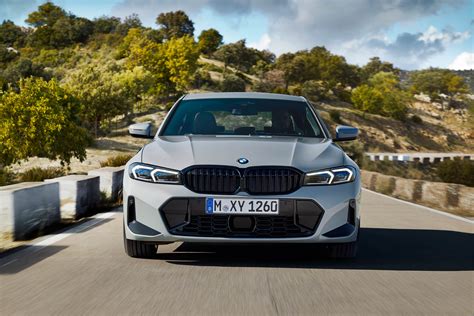 Facelift für den BMW 3er 2023 bringt Curved Display serienmäßig