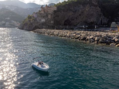 Salpa Sunsix Tour En Barco Por La Costa Amalfitana Getyourguide