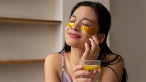 स्किन को गोरा बनाने के लिए घी का इस्तेमाल कैसे करें जानें फायदे How To Use Ghee For Skin