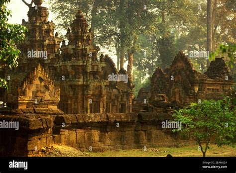 Cambodia Siem Reap Angkor Kbal Spean Temple Stock Photo Alamy