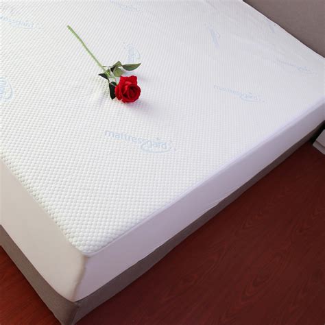 Luxury Waterproof Anti Dust Mites Cooling Bed Cover Mattress Protector