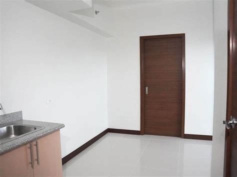 For Sale Condominium In Pasay Near Edsa Lrt Buendia Macapagal Condo