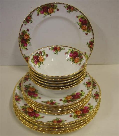 Royal Albert Old Country Roses 18 Piece Dinner Set Royal Albert