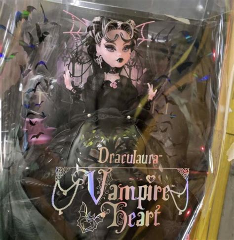 Another Collector Draculaura Draculaura Vampire Heart Rmonsterhigh