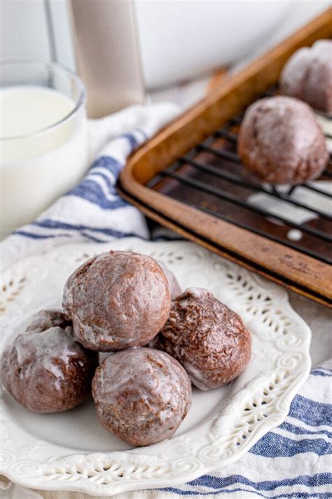 Air Fryer Chocolate Donut Holes With Glaze Kitchen Divas