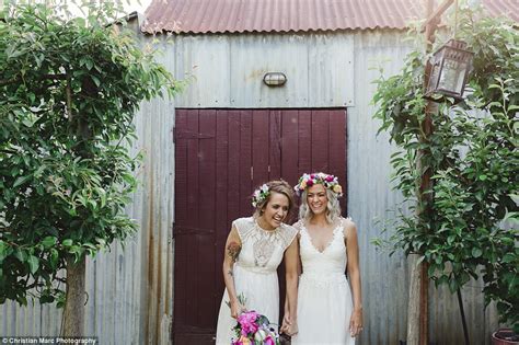 Melbourne Same Sex Brides Officially Marry At Midnight Daily Mail Online