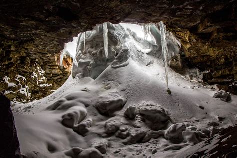 Caves in Iceland | Ice Caves & Lava Tubes | Guide to Iceland