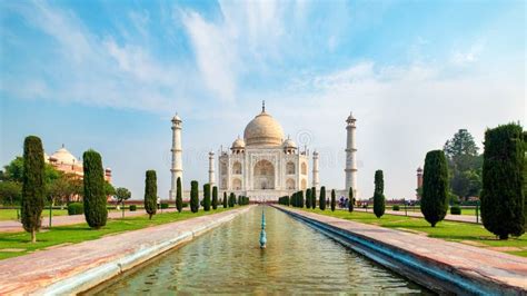 Taj Mahal Front View Reflected on the Reflection Pool. Stock Photo - Image of bank, building ...