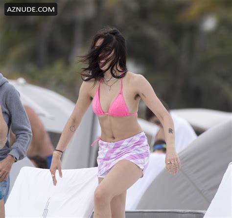 LOURDES LEON Nude AZNude