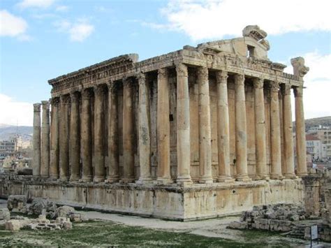 Roman Forum & Roman Temples - Roman Landmarks