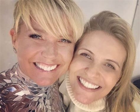 Fãs de Xuxa se revoltam assessora da apresentadora após atitude RD1