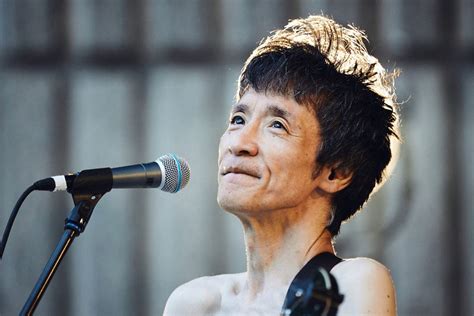 【ライブレポート】結成34年のフラカンと、結成36年のピーズが、設立100年の日比谷野音に響きわたらせた、11年ぶりの「ヨサホイ」！ の画像