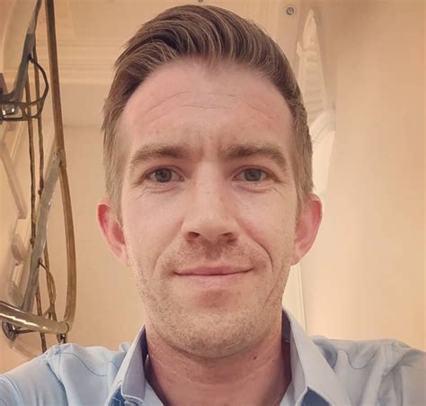 Builder Became Porn Star After Friends Flabbergasted By Size Of His