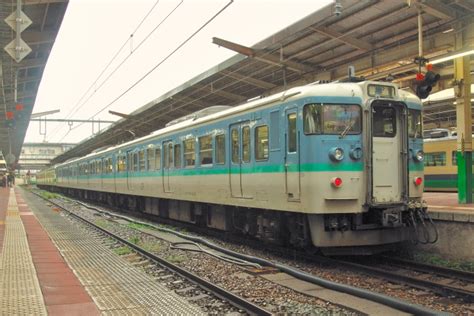 Jr東日本 国鉄115系電車 クモハ115 1083 新潟駅 鉄道フォト・写真 By 丹波篠山さん レイルラボraillab