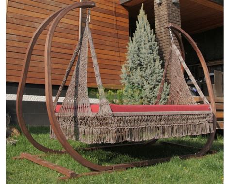 Підвісні гойдалки купити в Києві, ціни на дерев'яні підвісні гойдалки