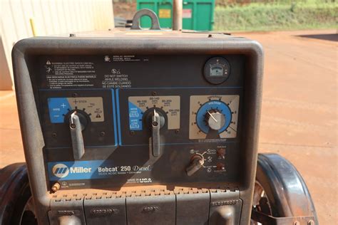 Miller Bobcat 250 Diesel Welder / Generator 149 Hours! On Trailer (Starts - Oahu Auctions