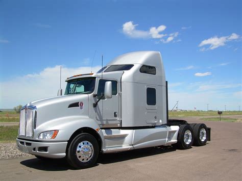 Kenworth T680 76" High-Roof MX-11 6x4 Specifications & Technical Data ...