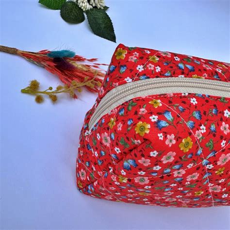 Small Flower Makeup Bag Red Floral Makeup Bag Quilted Cotton Cosmetic