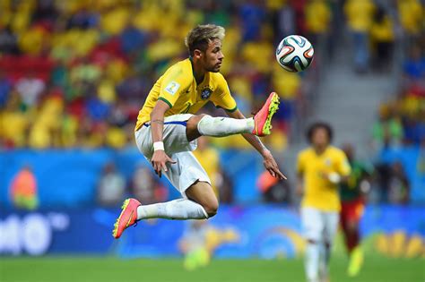 Neymar Photos With Ball