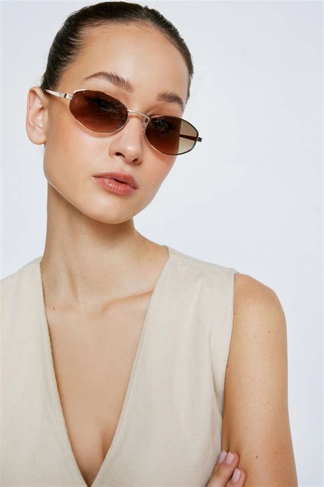 Small Oval Retro Sunglasses Nasty Gal