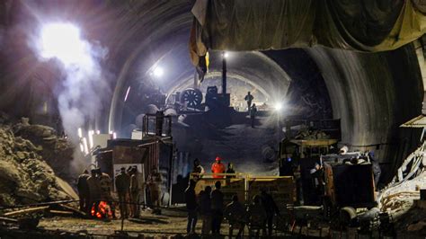 Uttarkashi Tunnel Collapse Live Vertical Drilling Underway Rescuers Make 8 Metre Progress In