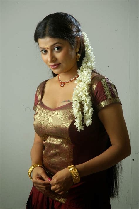 Actress Shobana Naidu Hot Spicy Stills Cine Gallery