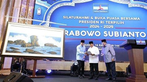 Makna Lukisan Standing Firm Like Rocks Karya SBY Untuk Prabowo Subianto