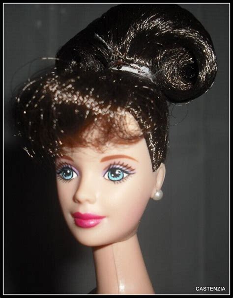 J152 NUDE BARBIE BRUNETTE UPDU BLUE EYES MACKIE FACE FASHION DOLL FOR