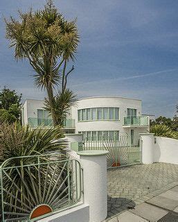 Frinton Park Estate 1934-36. Oliver Hill architect. | Art deco ...