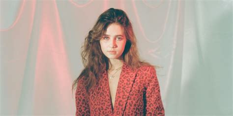 Meilus pūkuotas kreditas clairo sofia - teamelectron.com