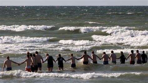 Ostsee Drei T Dliche Badeunf Lle In Vier Tagen Der Spiegel