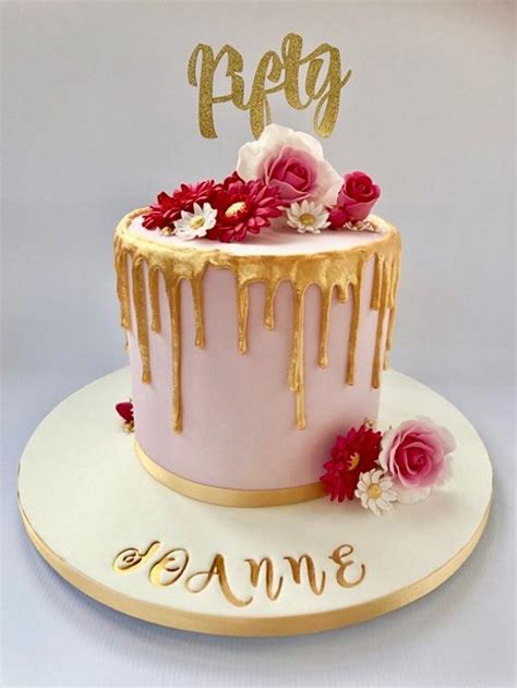 Gold And Pink Drip Cake Decorated Cake By Canoodle Cake Cakesdecor