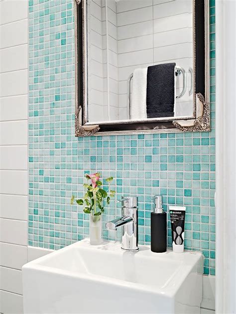 Aqua Bathroom Floor Tiles – Flooring Tips