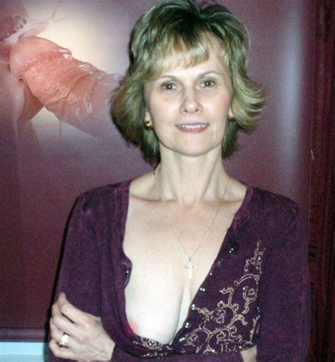 Hamster Wives MatureMilf Porn Pic