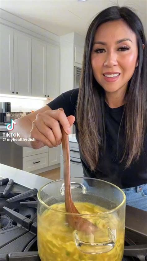 𝐄𝐆𝐆 𝐃𝐑𝐎𝐏 𝐒𝐎𝐔𝐏 Egg Drop Soup Homemade Soup Recipe Egg Recipes