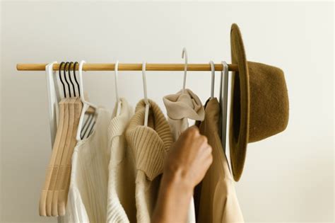 How To Use Rubber Bands To Stop Clothes From Falling Off Hangers Hunker