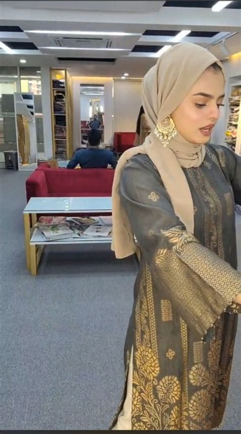 Pin By Anita Khan On Hijab Style Hijab Fashion Style Fashion