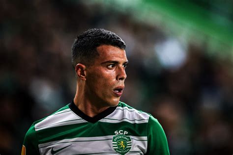 Tottenham To Hold Crunch Talks With Sporting Lisbon Over Pedro Porro