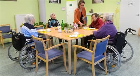 Soziale Angebote Drk Saarland Tr Gergesellschaft