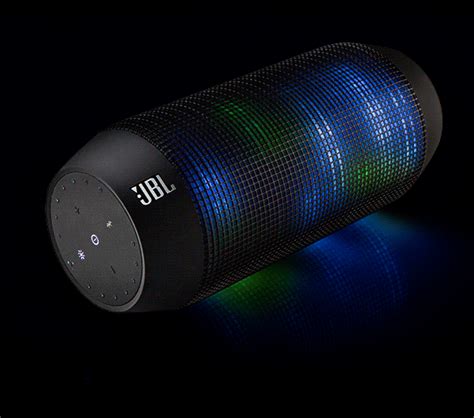 JBL Pulse Is A Wireless Speaker That Doubles As A Programmable LED